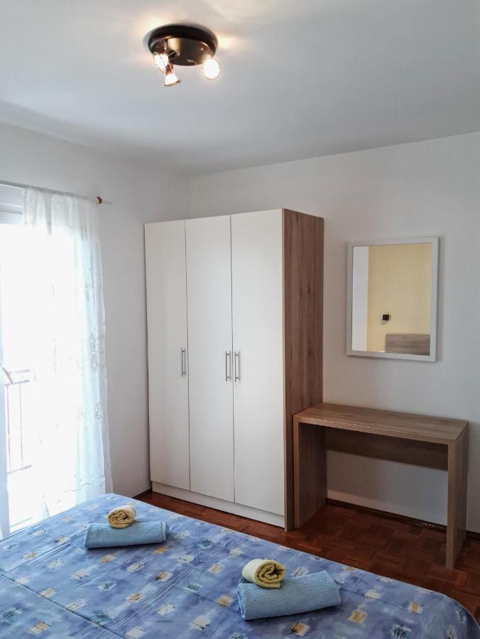 Toni Apartment Vodice Exterior photo